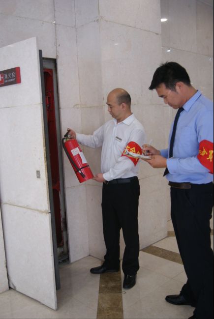 点击放大